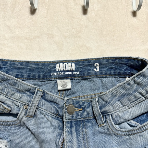 MOM Vintage High Rise Distress Jeans - Picture 15 of 15